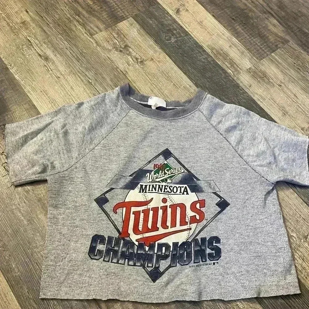Twins 1987 World Series crop top